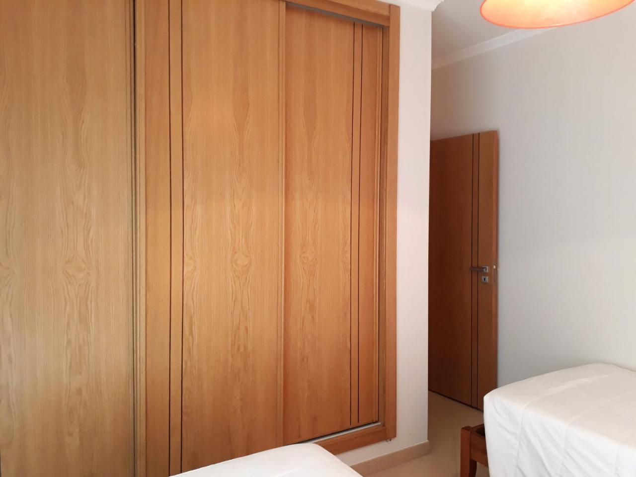 Appartamento T2 Tahiti - Terraco, Familiar, Garagem, Wifi *