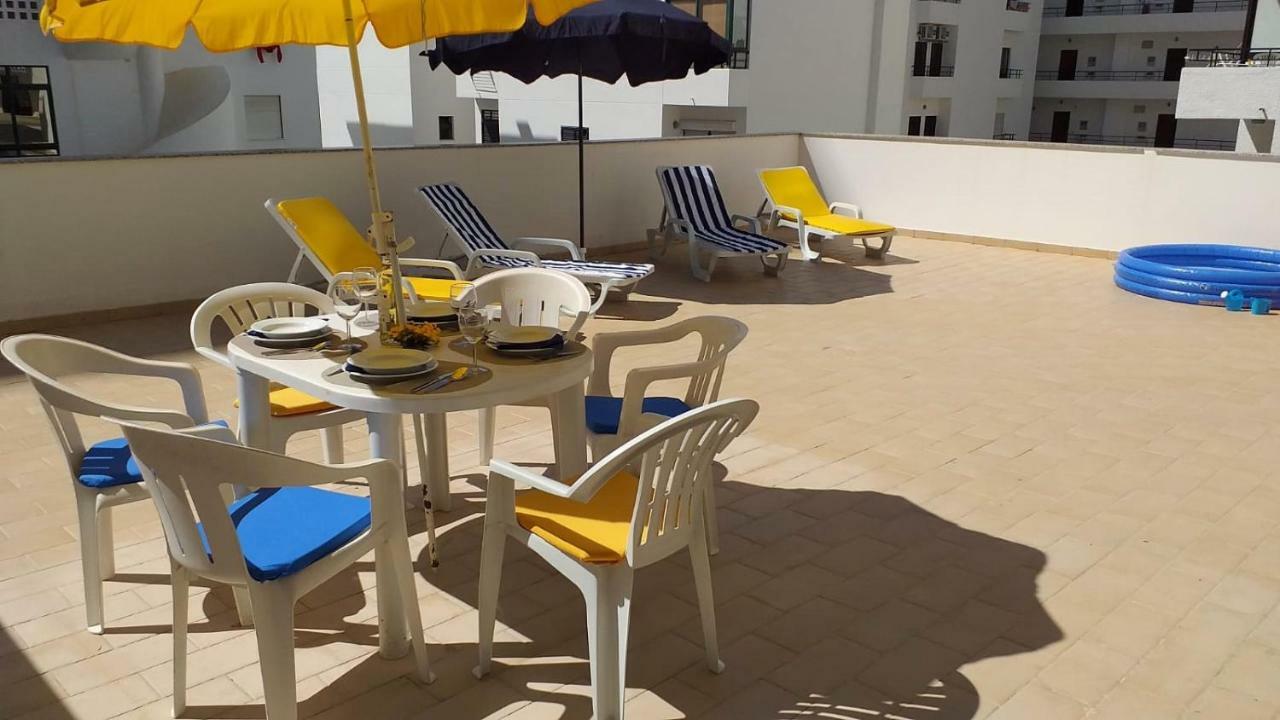 Appartamento T2 Tahiti - Terraco, Familiar, Garagem, Wifi