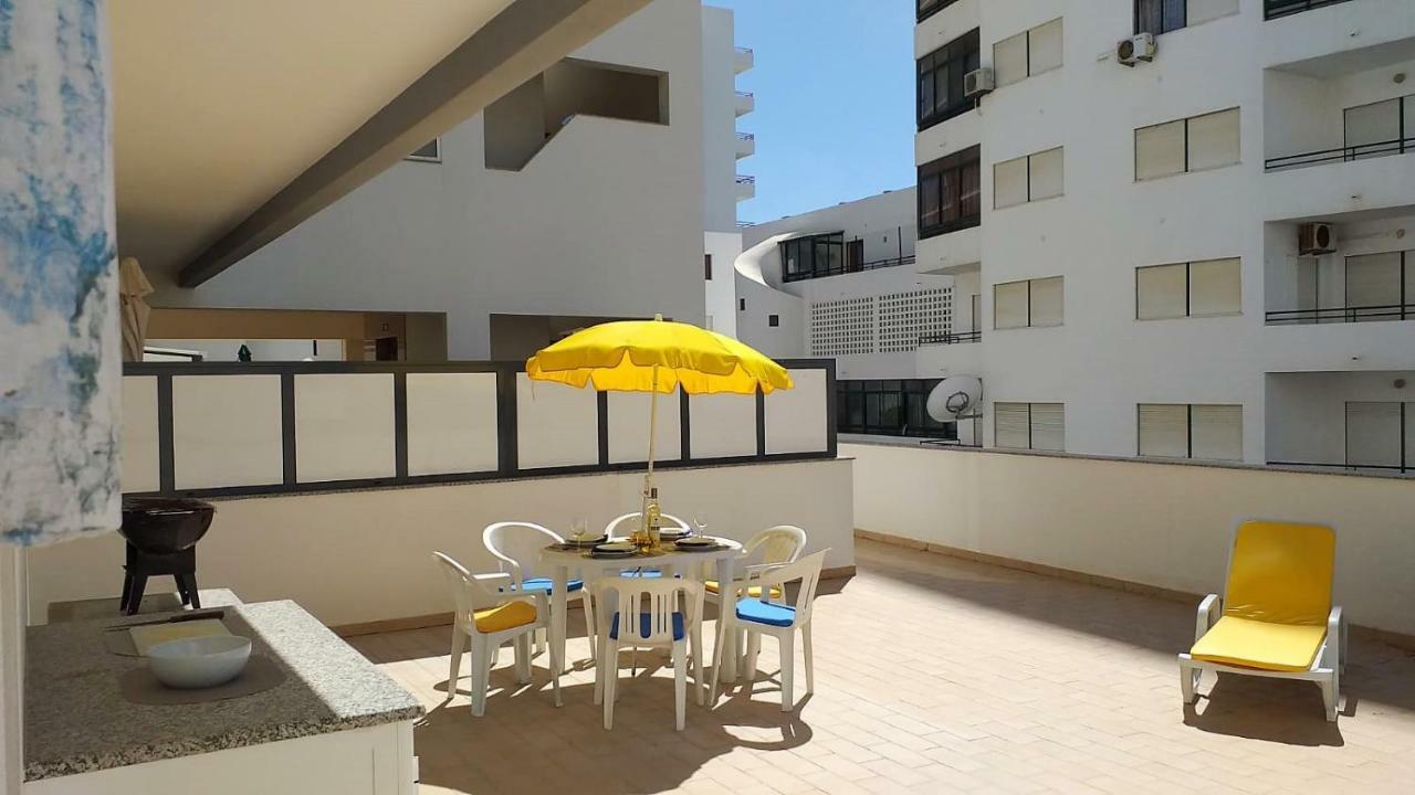 T2 Tahíti - Terraço, Familiar, Garagem, Wifi Appartement *